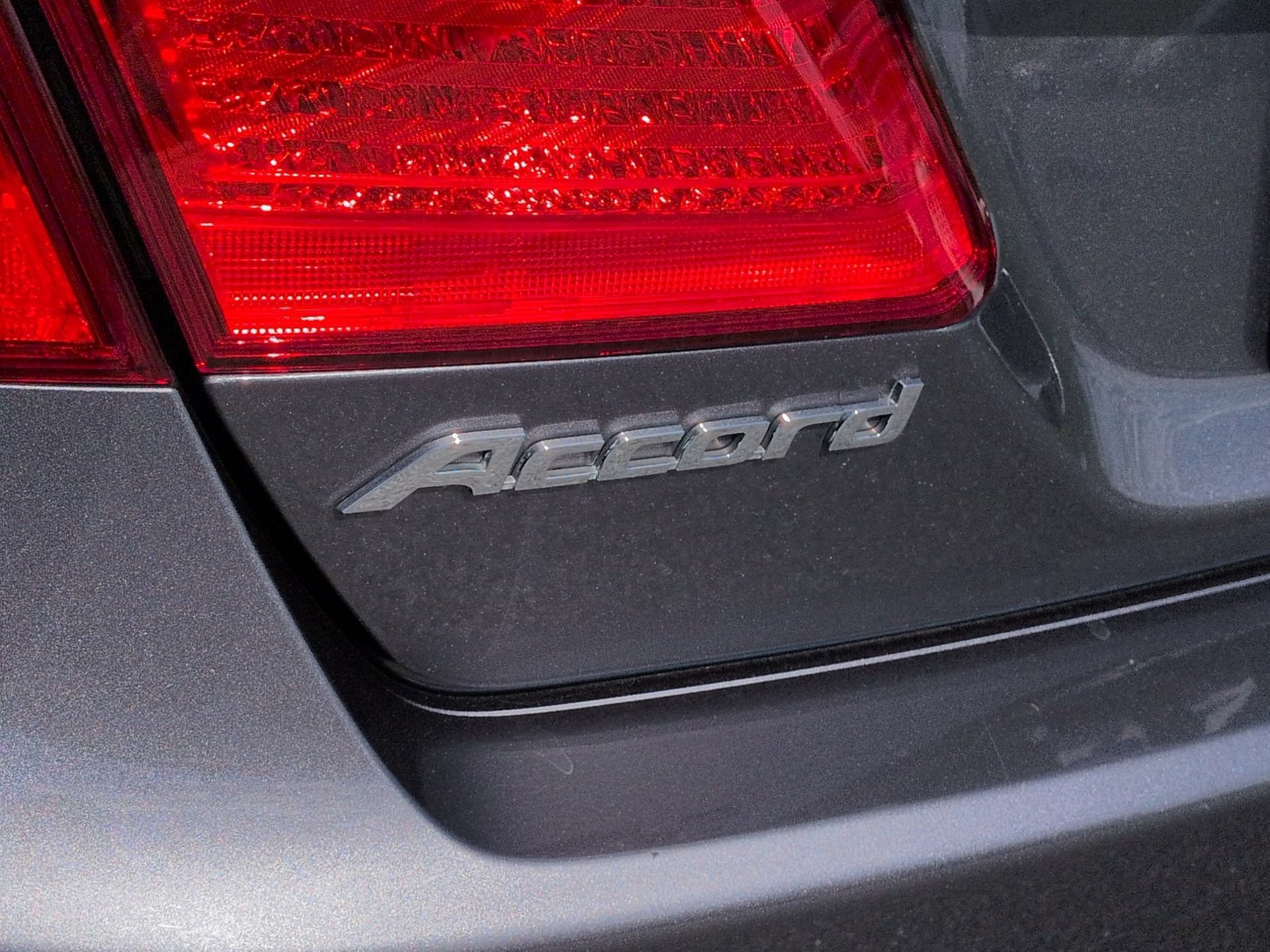 Used 2015 Honda Accord EX image 32