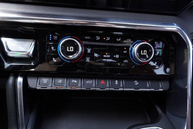 Used 2024 GMC Sierra 2500 Denali Ultimate image 22