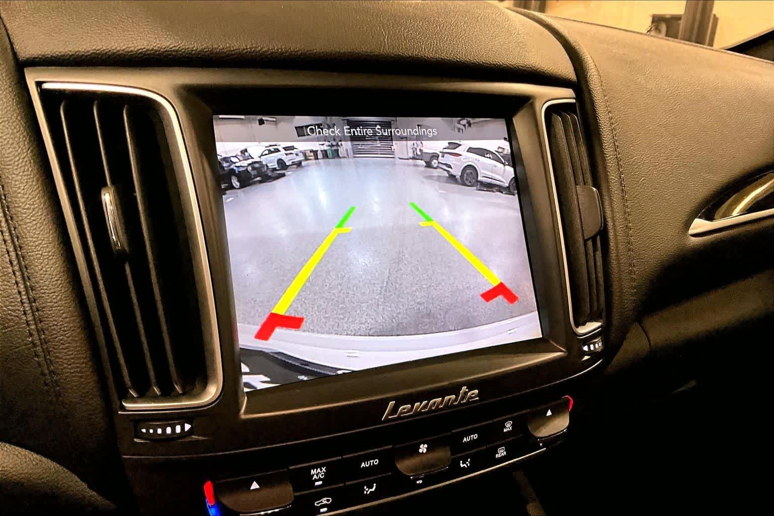 Used 2019 Maserati Levante AWD/4WD image 32