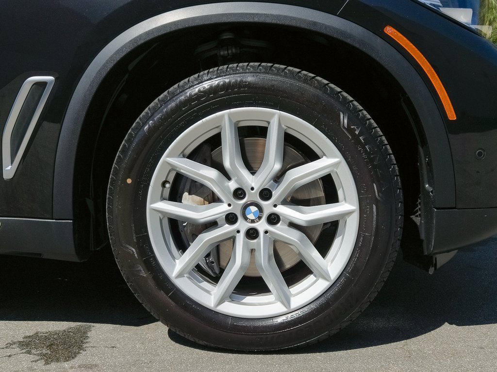 Used 2021 BMW X5 xDrive45e image 10