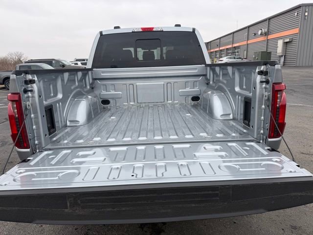 New 2026 Ford F150 XLT w/ Equipment Group 302A MID AWD/4WD image 9