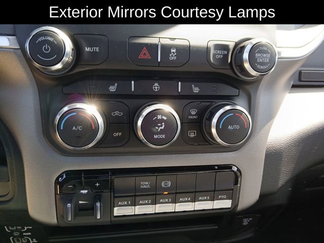 New 2024 RAM 5500 SLT w/ Quick Order Package 2YG SLT image 29