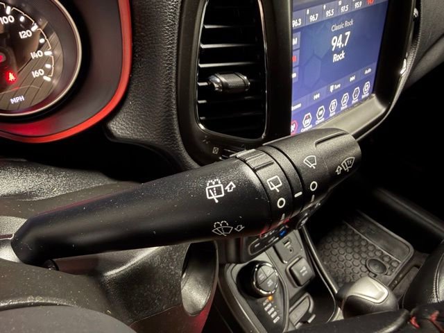 Used 2019 Jeep Compass Trailhawk image 32