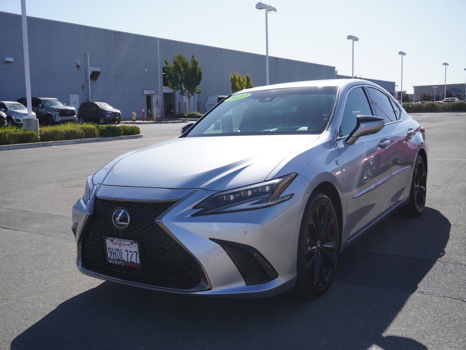 Used 2023 Lexus ES 350 F Sport w/ Accessory Package (Z2) FWD image 8