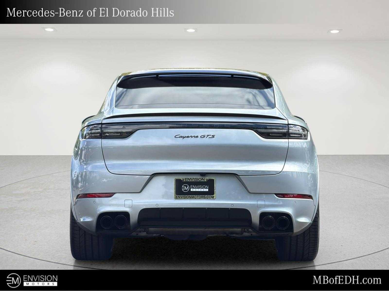 Used 2021 Porsche Cayenne GTS AWD/4WD image 4