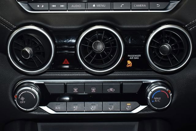 Used 2025 Nissan Sentra SV image 17