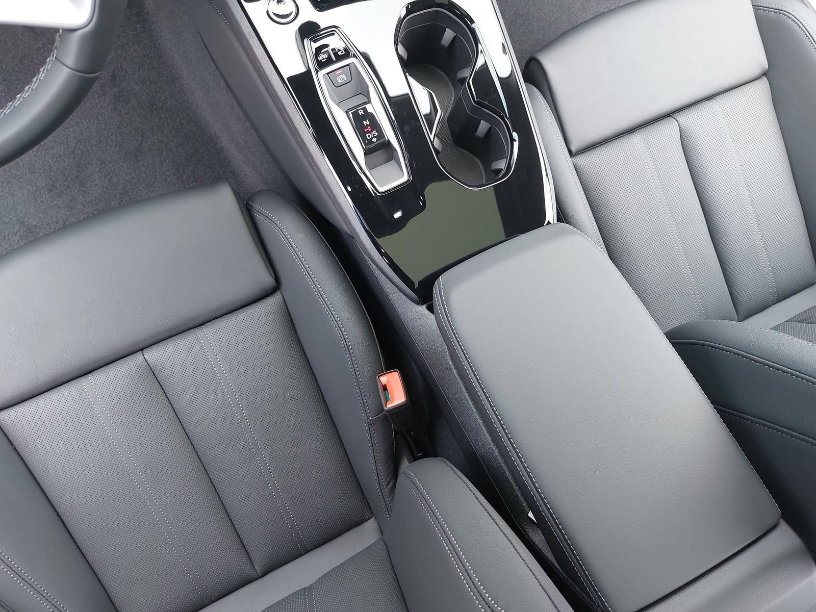 New 2026 Audi A5 2.0T Premium Plus AWD/4WD image 28
