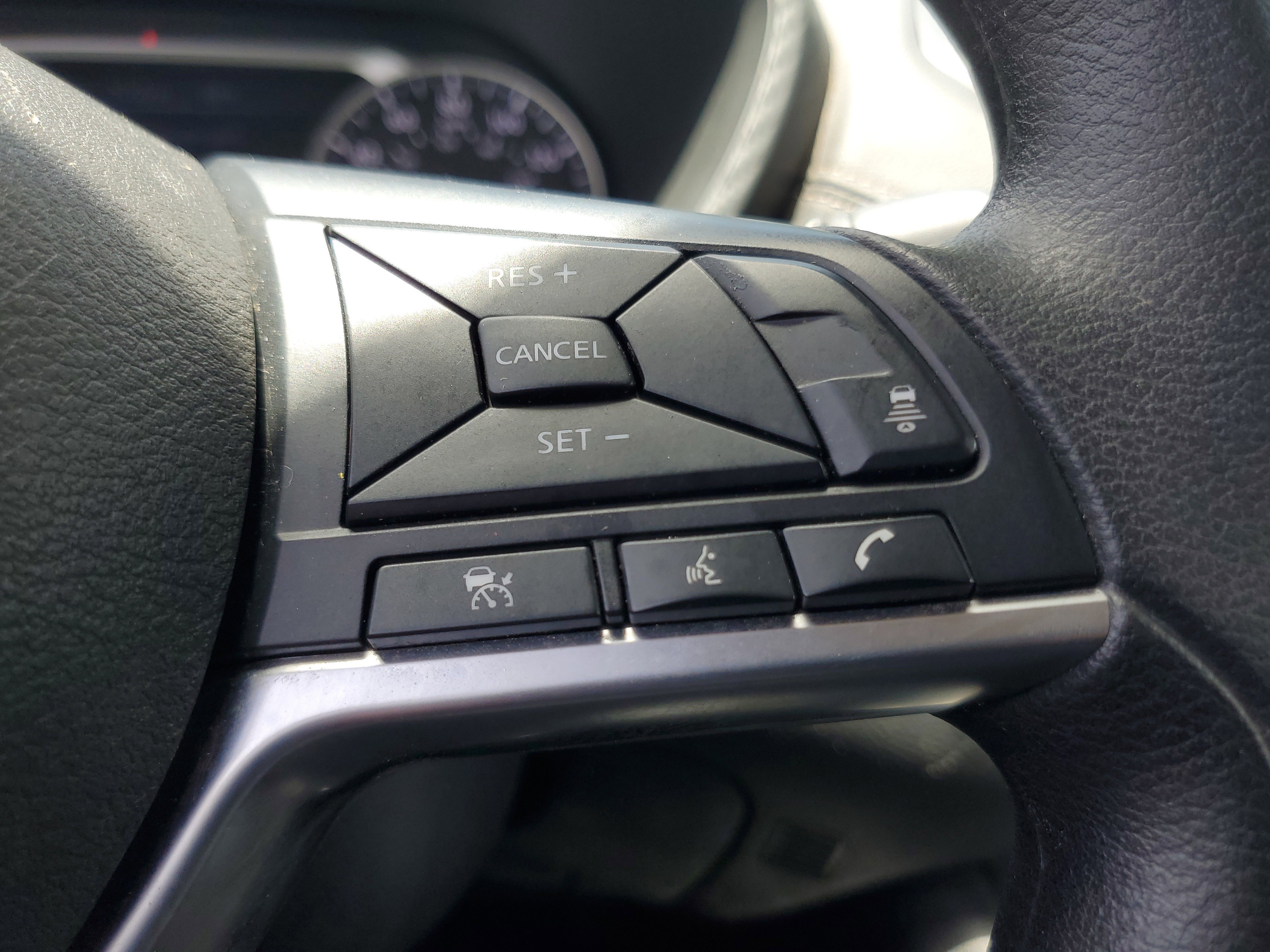 Used 2024 Nissan Sentra SV image 23