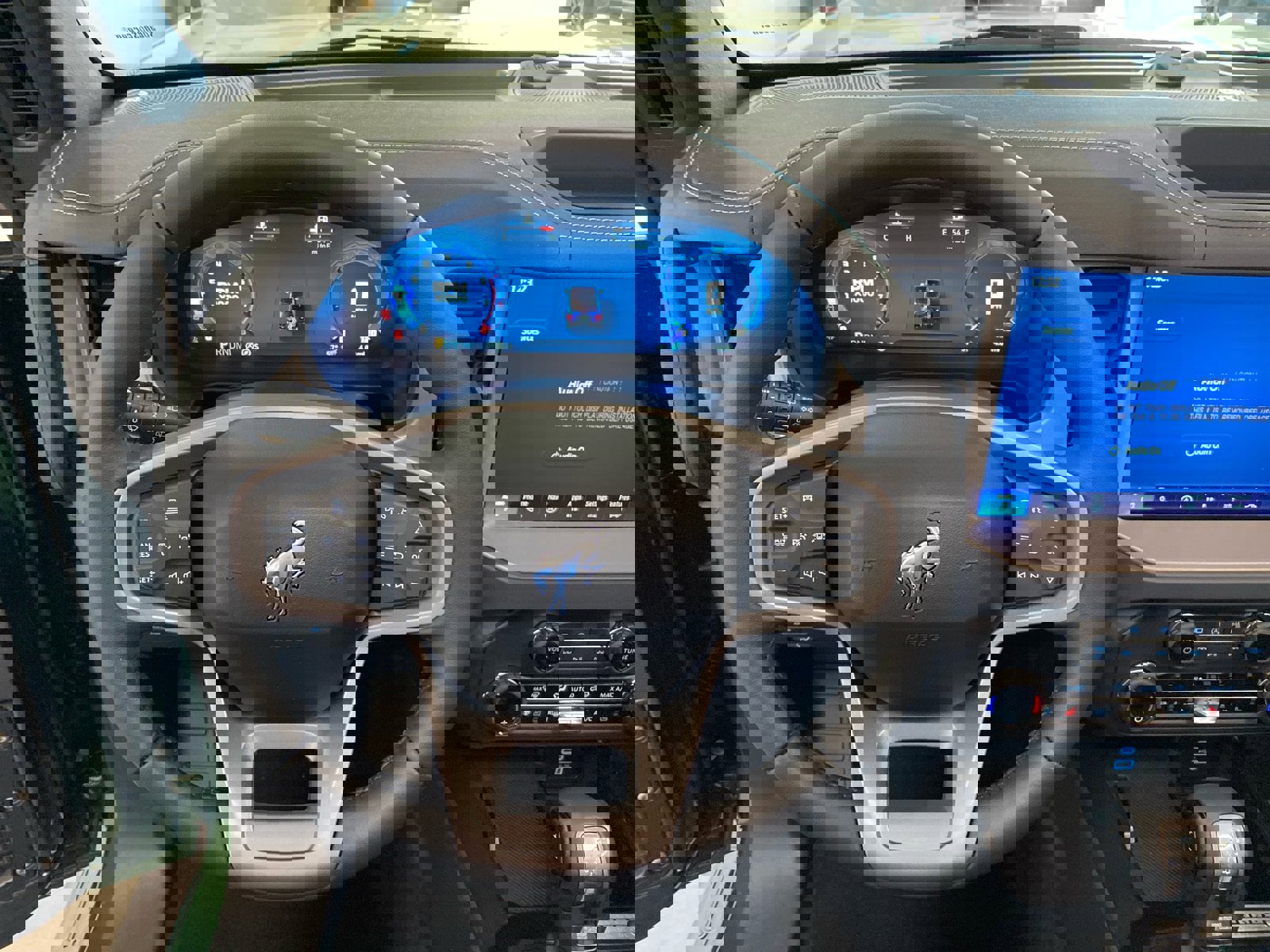 New 2025 Ford Bronco Outer Banks image 21