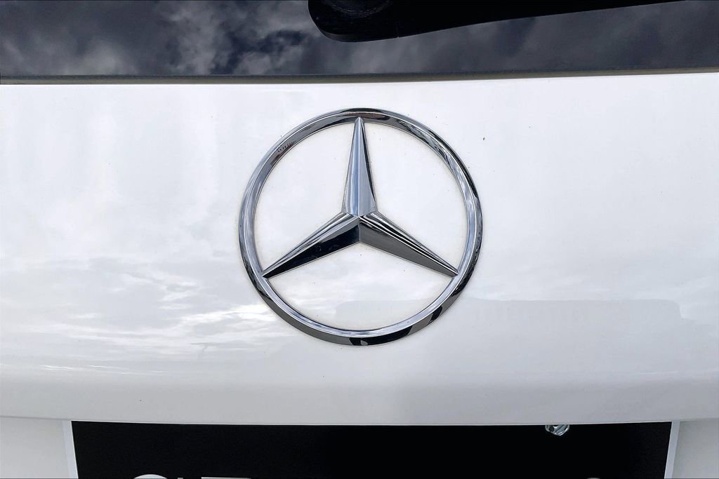 Used 2022 Mercedes-Benz GLC 300 image 42