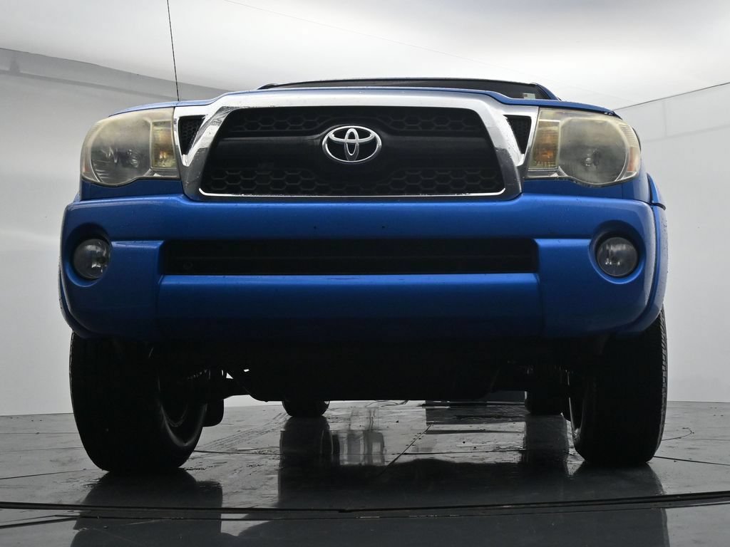 Used 2011 Toyota Tacoma 4x4 Double Cab w/ SR5 Pkg #2 image 19