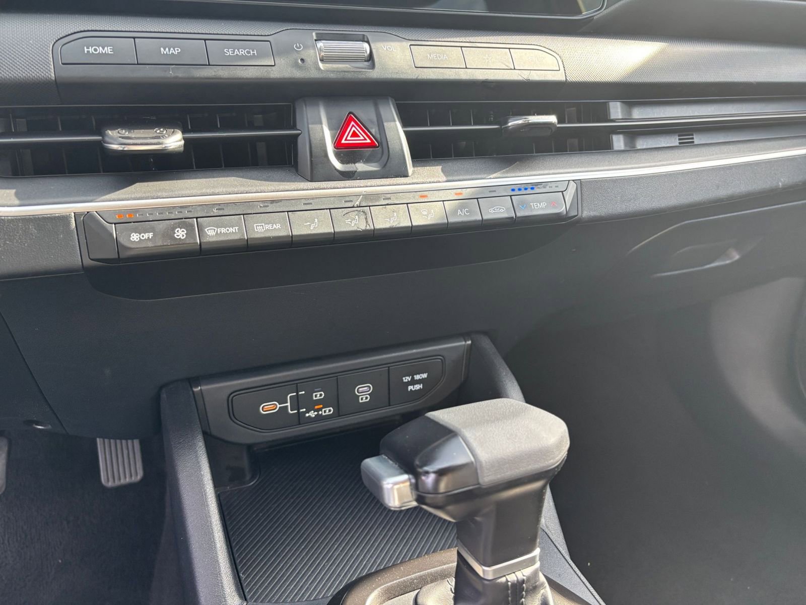 Used 2025 Kia K4 FWD image 17