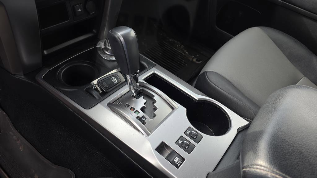 Used 2022 Toyota 4Runner SR5 Premium image 29