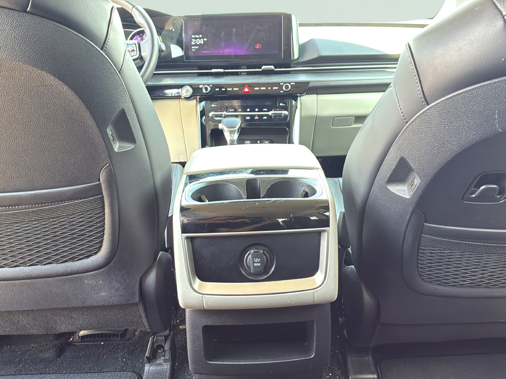 Used 2024 Kia Carnival EX FWD image 17