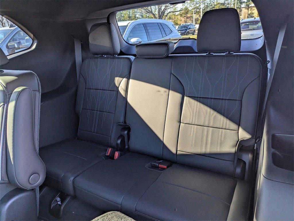 New 2026 Buick Enclave Avenir w/ Super Cruise Package image 13