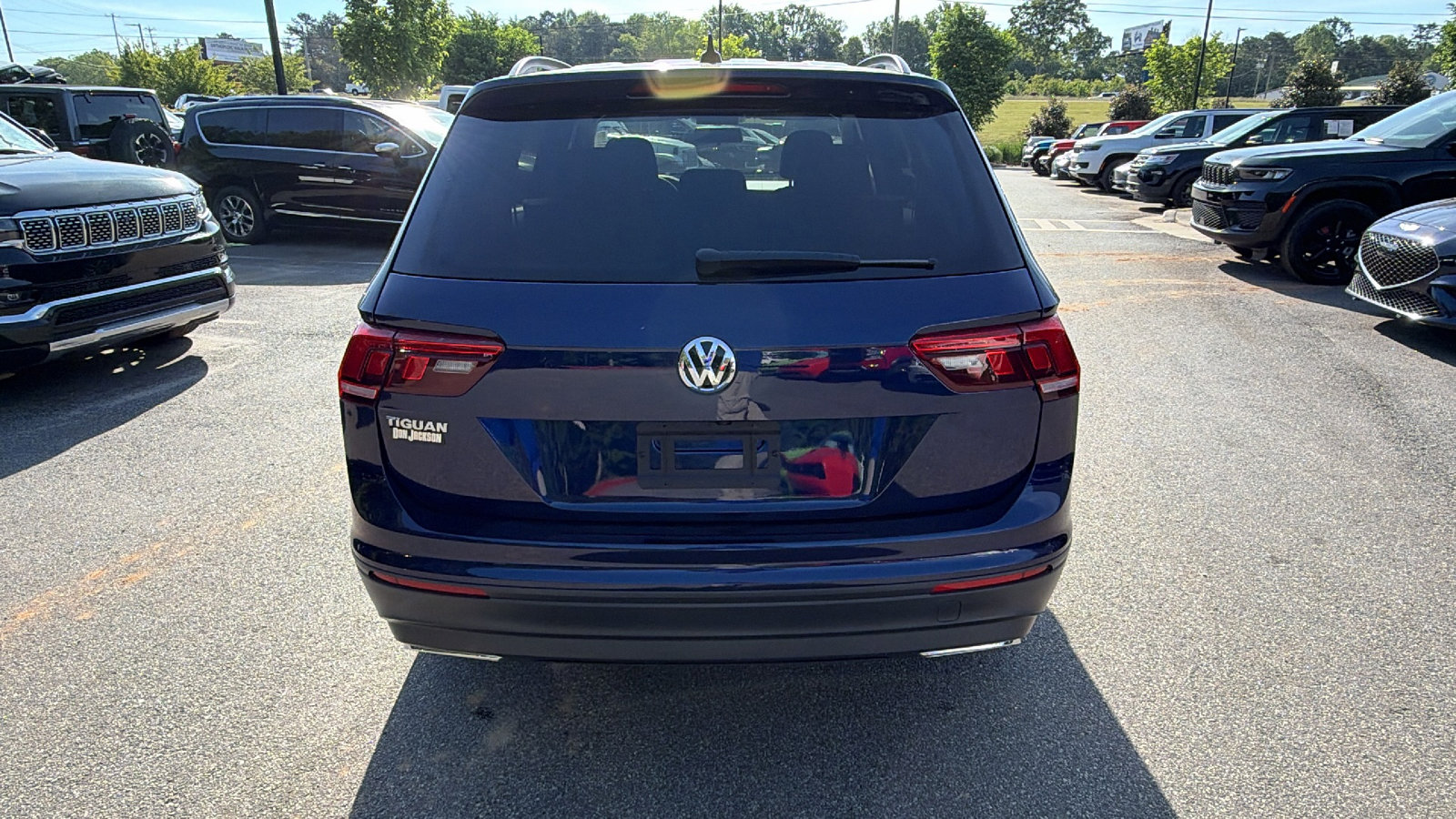 Used 2021 Volkswagen Tiguan S FWD image 9
