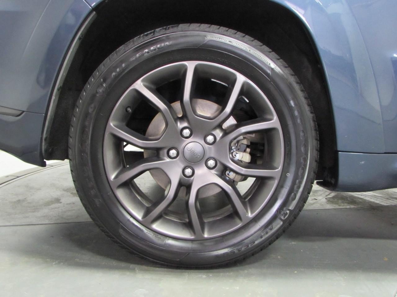Used 2020 Jeep Grand Cherokee High Altitude AWD/4WD image 9