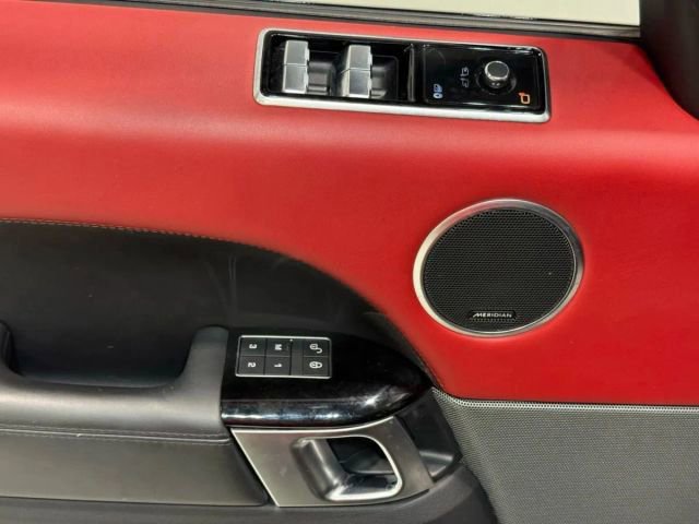 Used 2019 Land Rover Range Rover Sport HSE Dynamic image 14
