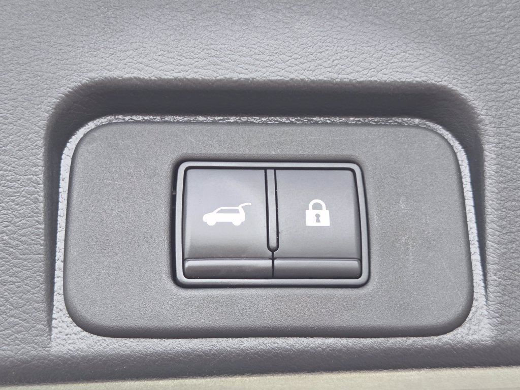 Certified 2023 Nissan Rogue SL w/ SL Premium Package AWD/4WD image 21