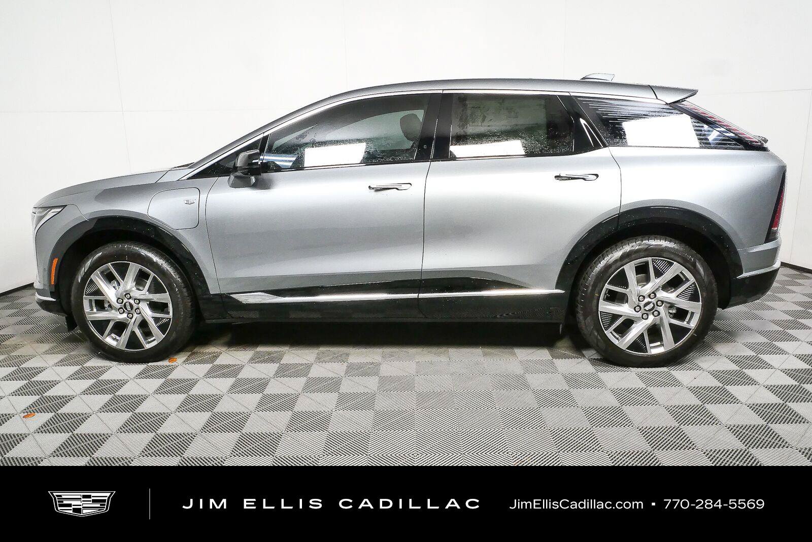 New 2027 Cadillac Optiq Luxury RWD image 32