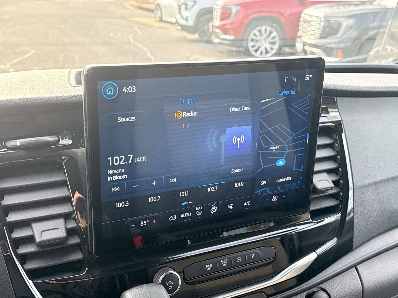 Used 2024 Ford Transit 350 XLT image 18