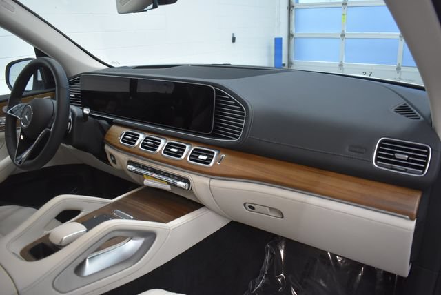 New 2026 Mercedes-Benz GLE 450 4MATIC image 18