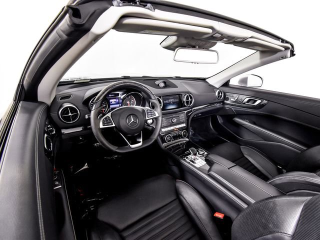 Used 2019 Mercedes-Benz SL 550 image 4