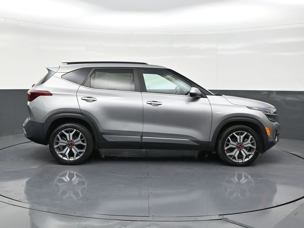 Used 2023 Kia Seltos SX AWD/4WD image 6