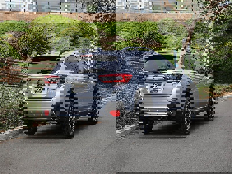Used 2022 Subaru Crosstrek 2.0i Premium w/ Moonroof Package image 7