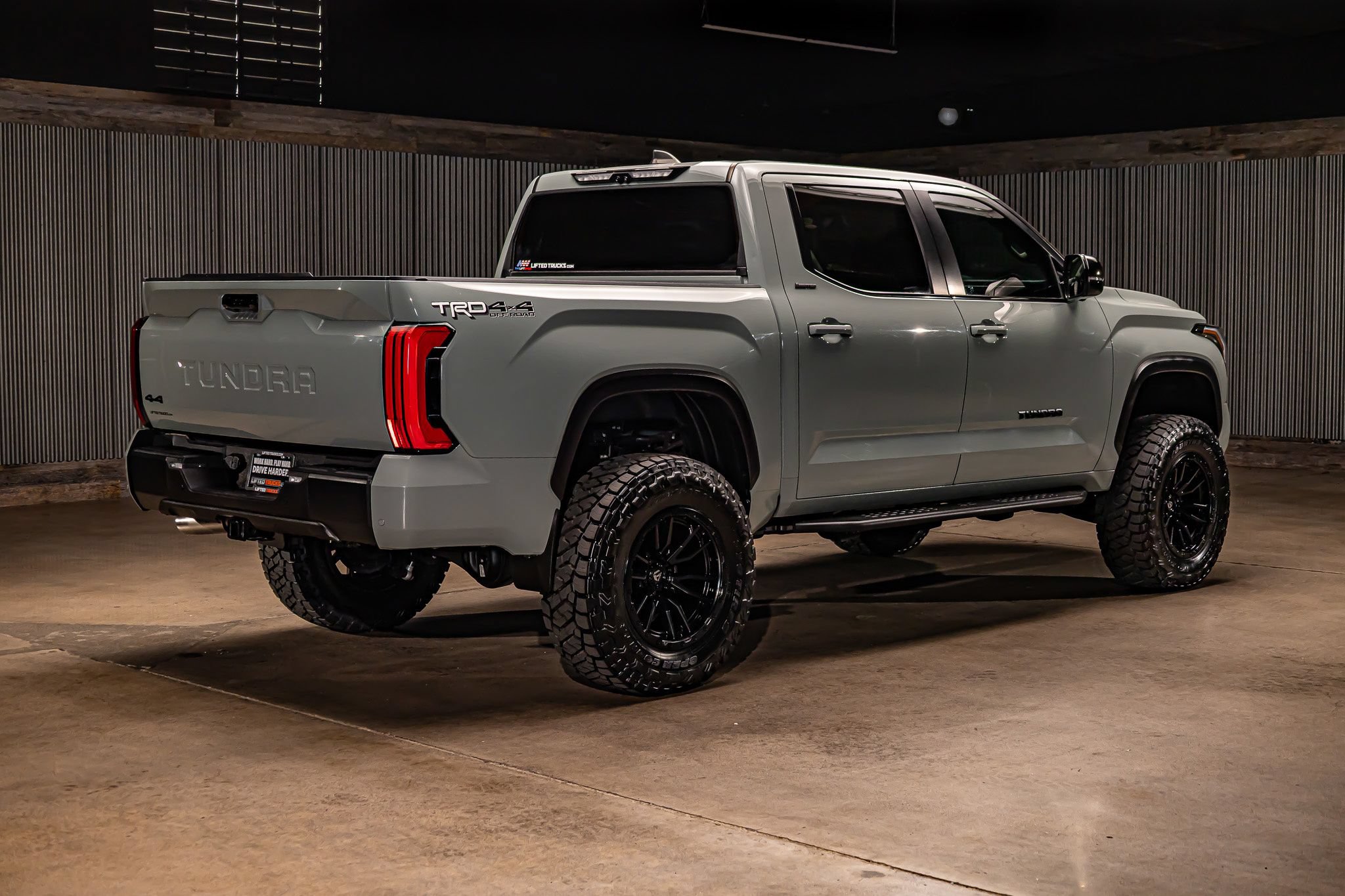 Used 2024 Toyota Tundra Limited w/ TRD Off-Road Package AWD/4WD image 10