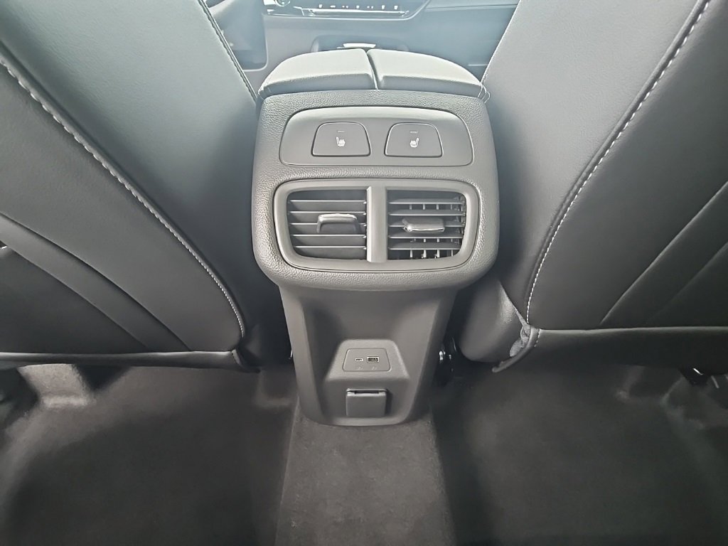 New 2025 Buick Envision Avenir image 15