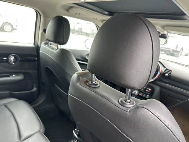 Used 2019 MINI Cooper Clubman S image 17
