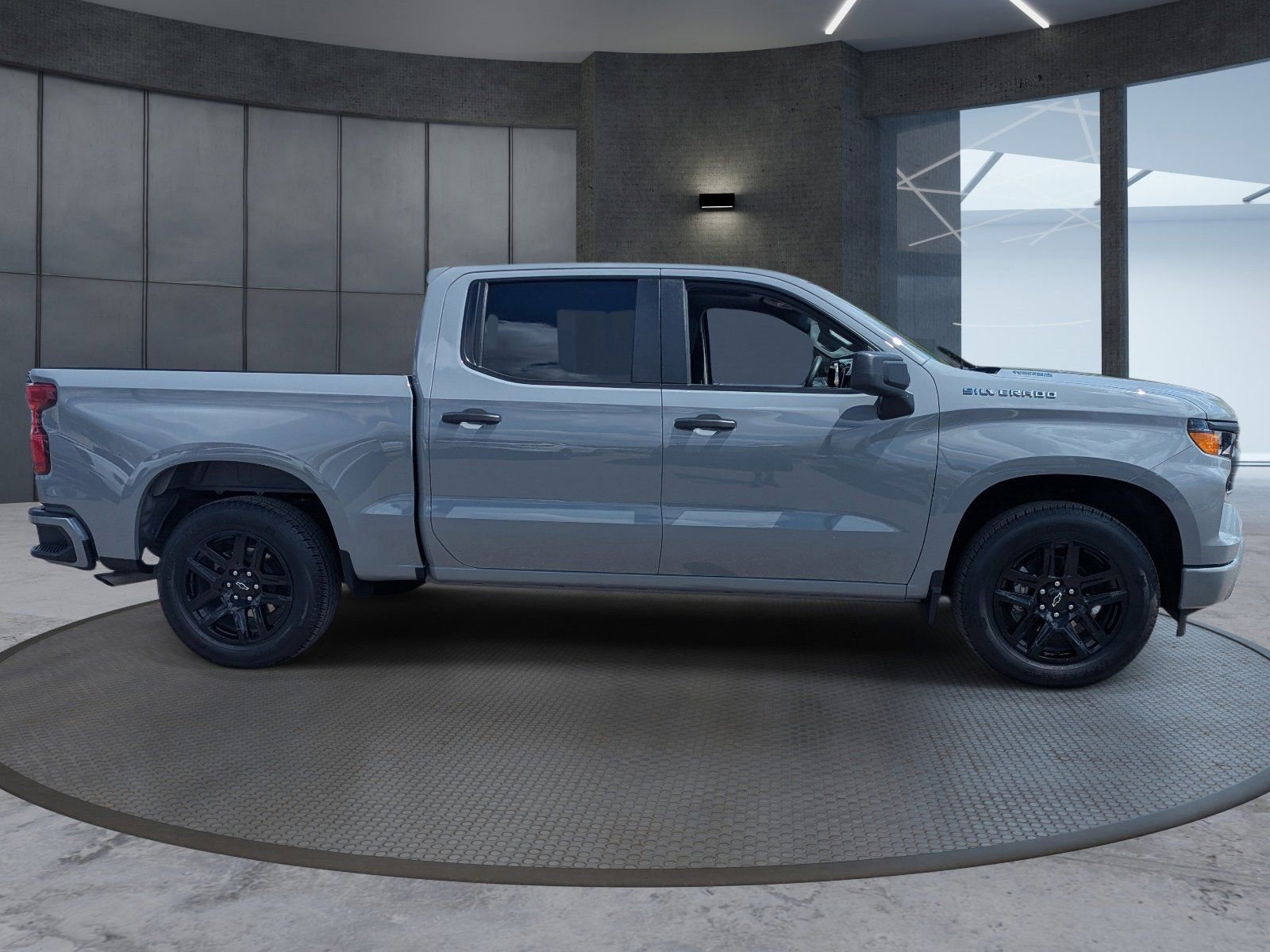 Used 2025 Chevrolet Silverado 1500 Custom image 7