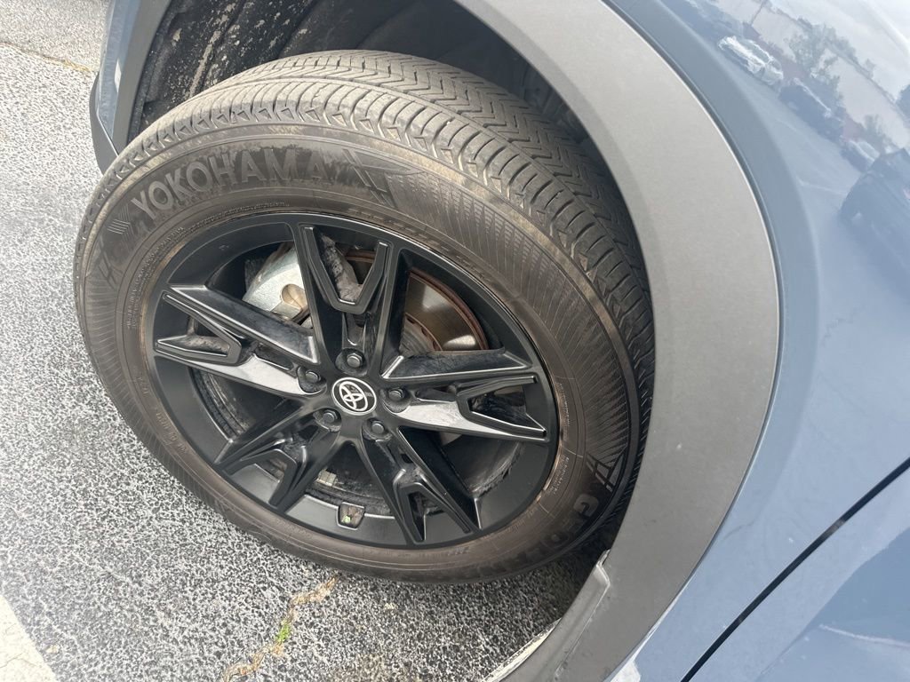 Used 2025 Toyota Grand Highlander AWD image 9