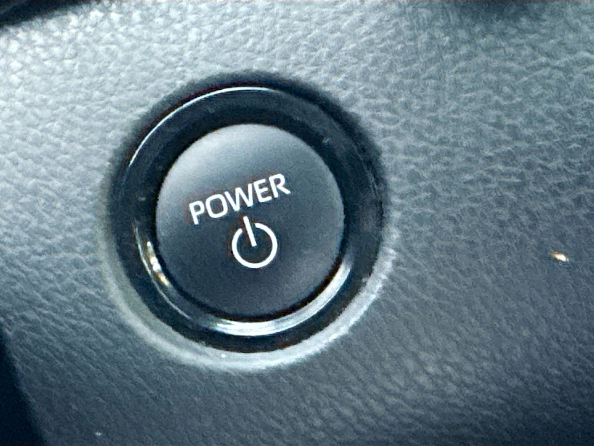 Used 2025 Toyota Camry SE w/ Multimedia Upgrade Package image 32