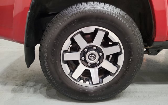 Used 2022 Toyota 4Runner TRD Off-Road Premium image 43