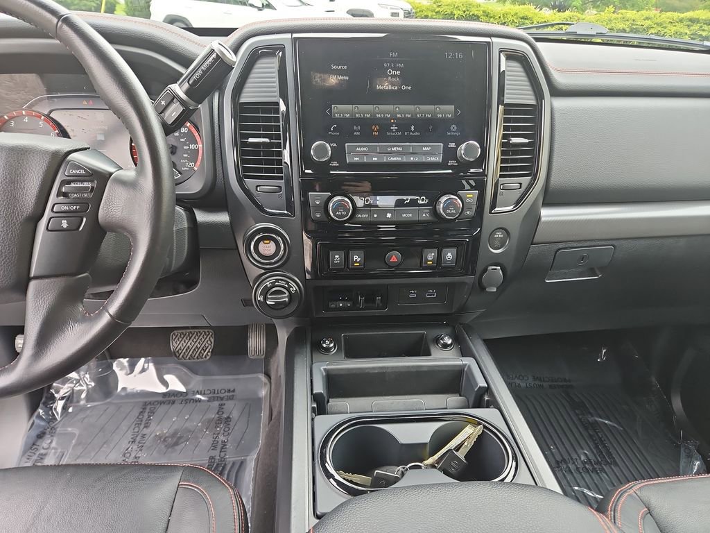 Used 2023 Nissan Titan PRO-4X w/ Pro-4x Convenience Package AWD/4WD image 18