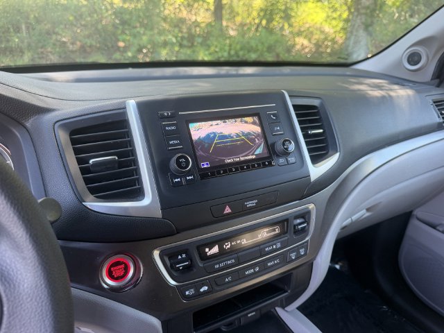 Used 2018 Honda Pilot LX image 18