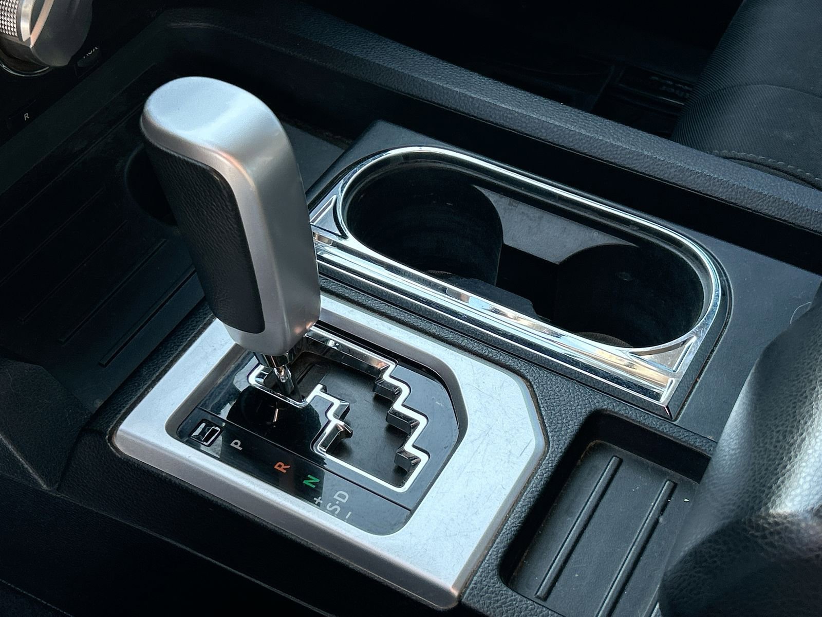 Used 2018 Toyota Tundra SR5 image 21