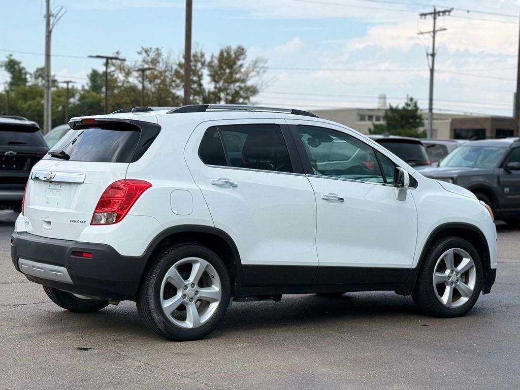Used 2016 Chevrolet Trax LTZ FWD image 30