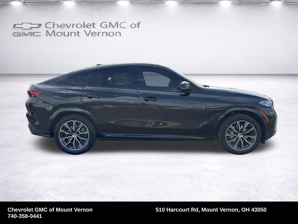 Used 2024 BMW X6 xDrive40i w/ Premium Package AWD/4WD image 8