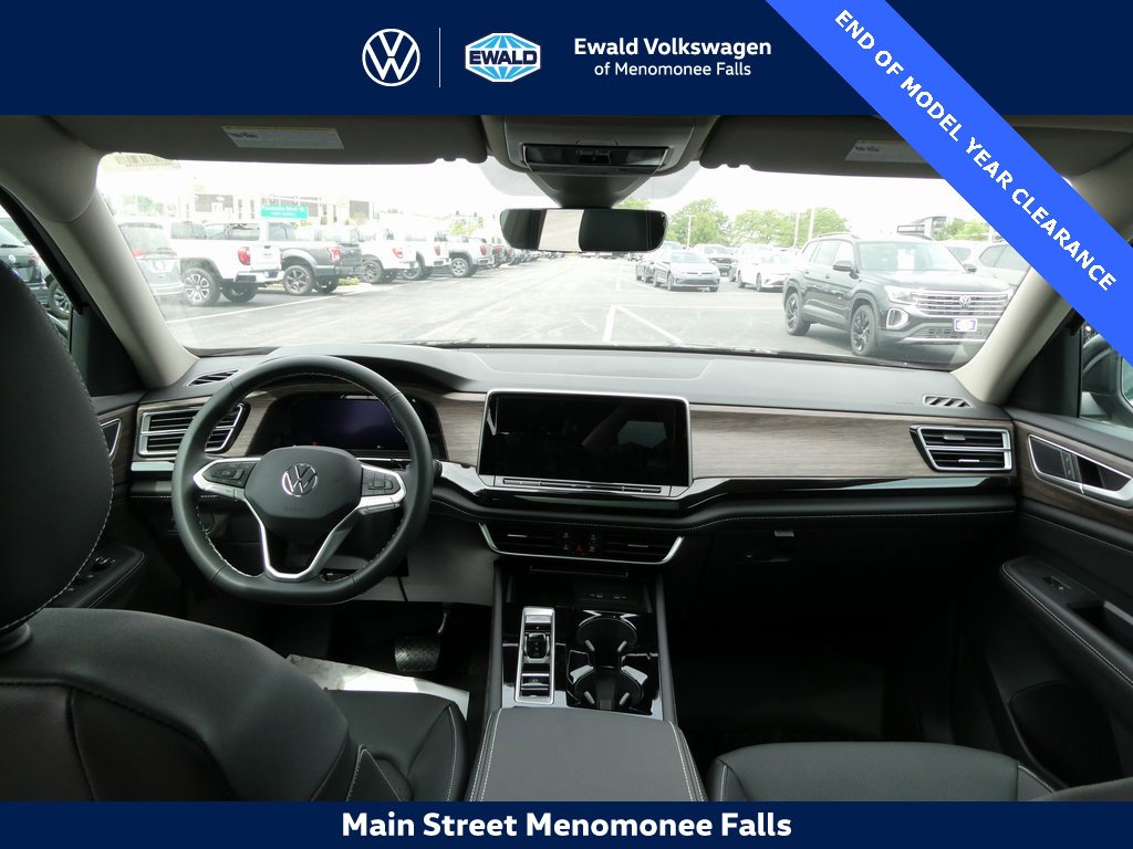 Certified 2025 Volkswagen Atlas SEL image 42