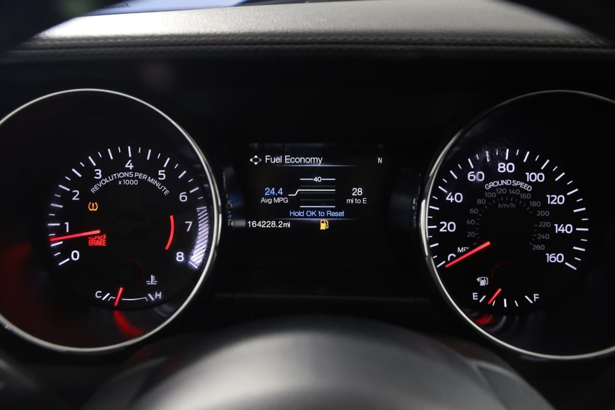 Used 2017 Ford Mustang Convertible RWD image 17