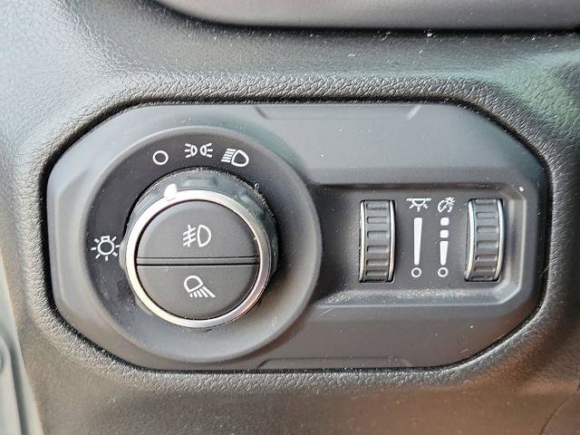 Used 2022 Jeep Gladiator Sport image 24