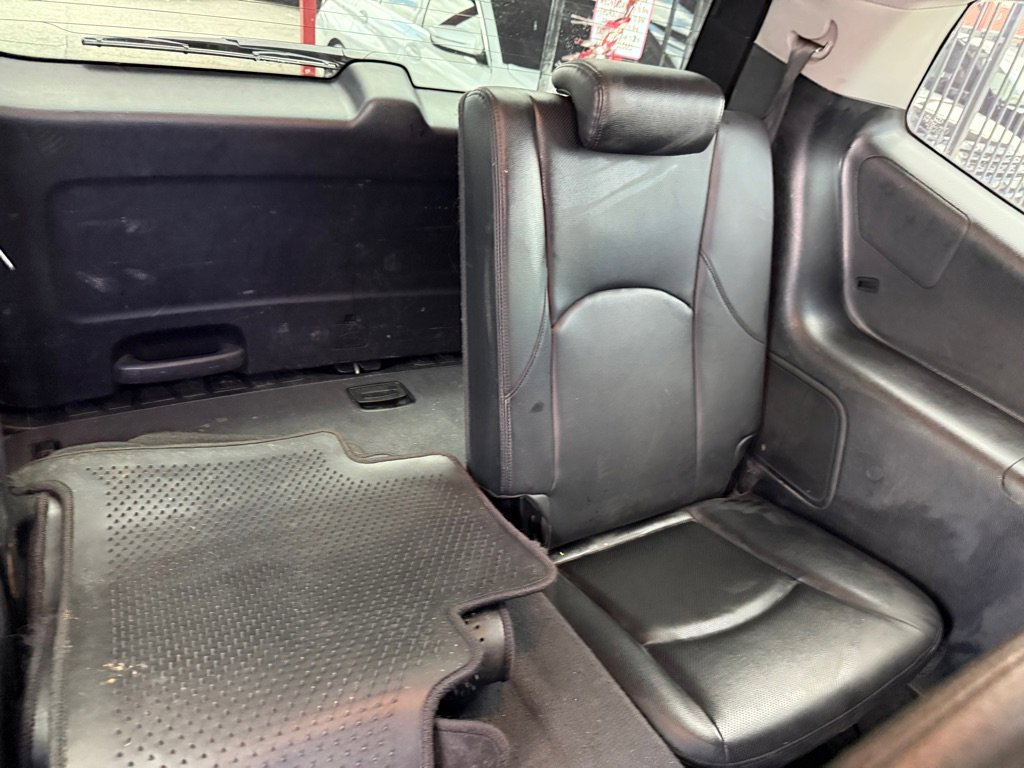 Used 2009 Kia Borrego Limited image 38