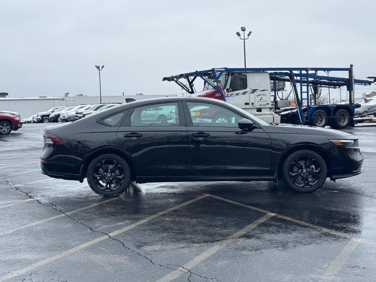 Certified 2025 Honda Accord SE image 3