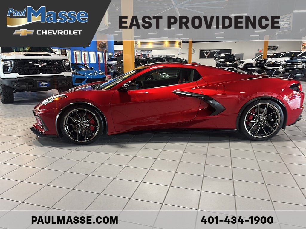 Used 2022 Chevrolet Corvette Stingray Premium Conv w/ Z51 Performance Package RWD image 4