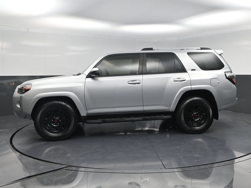 Used 2024 Toyota 4Runner SR5 RWD image 3