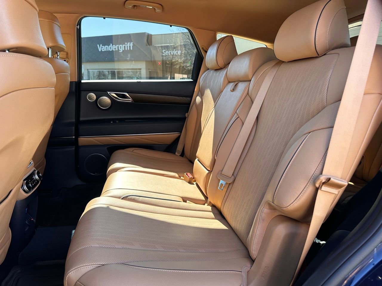 Used 2024 Genesis GV80 3.5T image 19