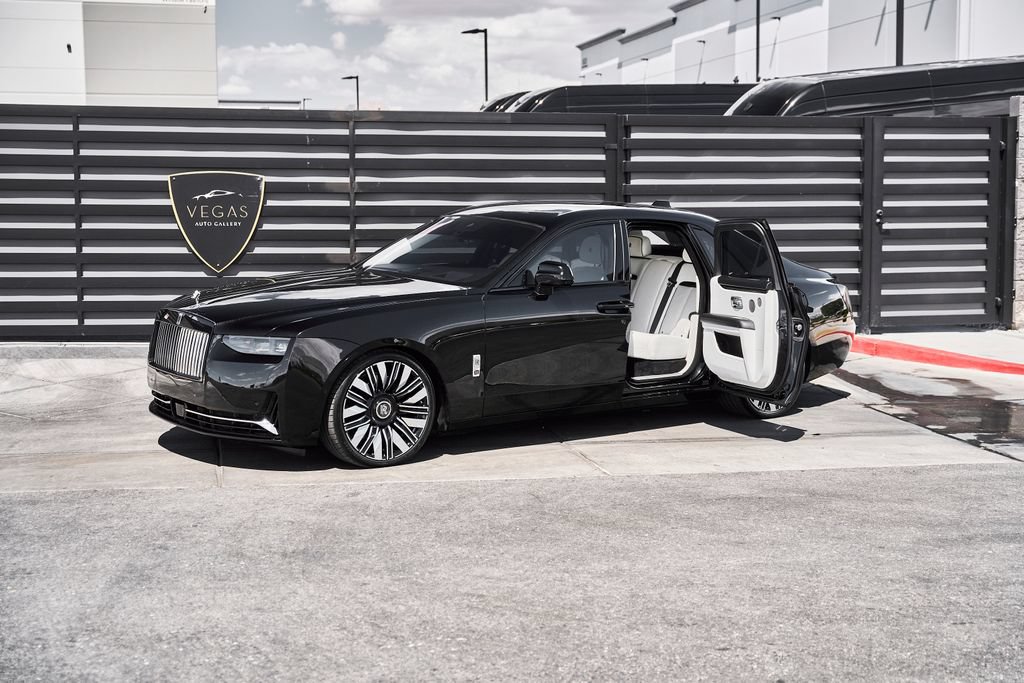 Used 2026 Rolls-Royce Ghost RWD image 5